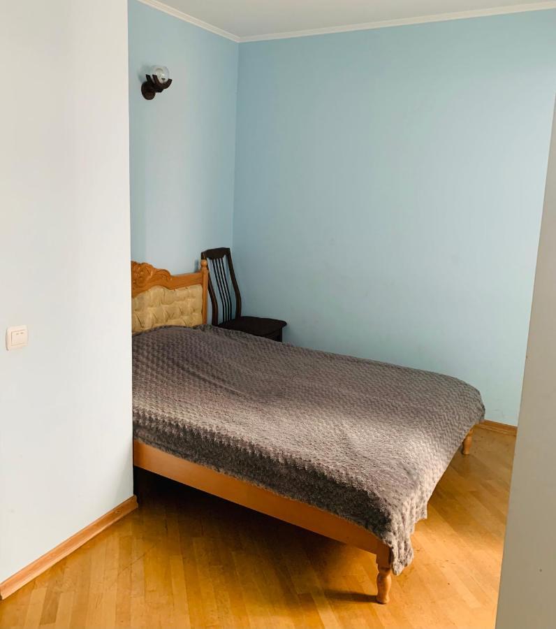 Cozy Apartment Near Republic Square Jerevan Exteriör bild