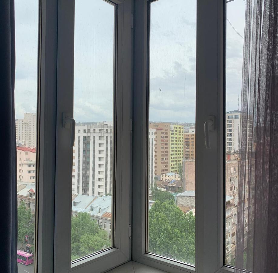 Cozy Apartment Near Republic Square Jerevan Exteriör bild
